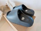 Nieuwe Yeezy Slide Slate Grey grijs maat 39 ID2350, Slippers, Overige kleuren, Nieuw, Ophalen of Verzenden