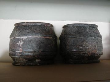 Bloempotten voor een smallere vensterbank  beschikbaar voor biedingen