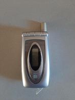 Mobiele telefoon gsm NEC223i klapmodel, Telecommunicatie, Mobiele telefoons | Overige merken, Ophalen of Verzenden, Zo goed als nieuw