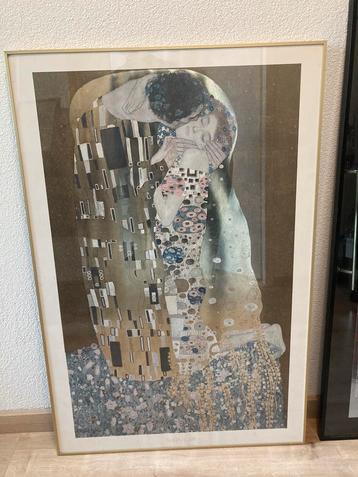 Klimt De Kus grote poster met gouden details beschikbaar voor biedingen
