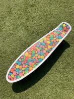 Klein skateboard met lampjes in alle wielen. 56,5x15 cm., Ophalen, Gebruikt, Skateboard