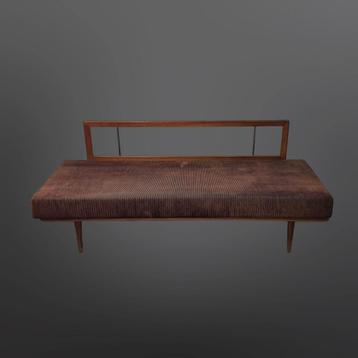 Minerva sofa Peter Hvidt France and Daverkosen Deens design beschikbaar voor biedingen