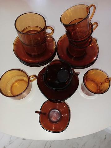 Kop en schotels Afgeprijsd!!!!!!! beschikbaar voor biedingen