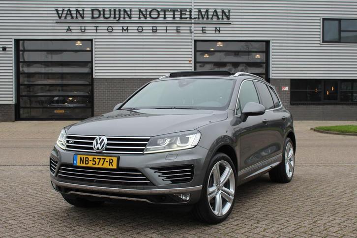 Volkswagen Touareg 3.0 TDI R-line / Panoramadak / Dynaudio /, Auto's, Volkswagen, Bedrijf, Te koop, Touareg, 360° camera, 4x4