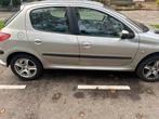 Peugeot 206 1.4 16V XT 5D 2004 Grijs, Voorwielaandrijving, 1360 cc, 4 cilinders, Handgeschakeld