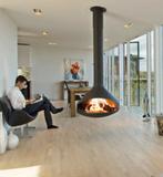 ERGOFOCUS HANGHAARD focus creation houtkachel haard design, Huis en Inrichting, Kachels, Houtkachel, Ophalen of Verzenden, Zo goed als nieuw