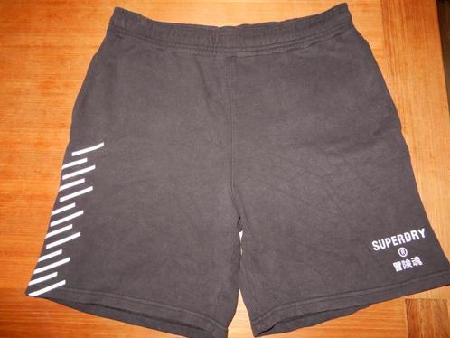 Zwarte Superdry  sweatshort / korte broek mt M, Kleding | Heren, Broeken en Pantalons, Zo goed als nieuw, Maat 48/50 (M), Zwart