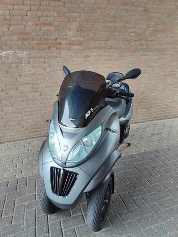 Piaggio MP3 500cc 2011 AUTORIJBEWIJS NETTE STAAT  beschikbaar voor biedingen