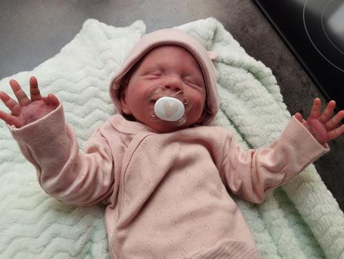 silicone reborn baby ENKEL DIT WEEKEND AAN 500€!, Verzamelen, Poppen, Nieuw, Babypop, Levensecht of Reborn, Ophalen of Verzenden