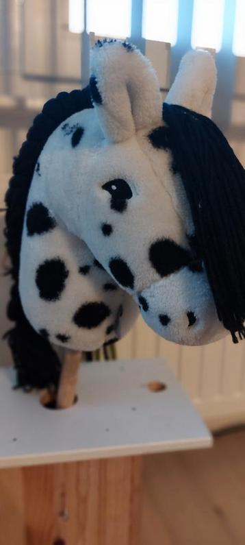 Leuk hobbyhorse  beschikbaar voor biedingen