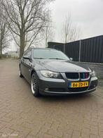 BMW 3-serie Touring 318i Business Line, Auto's, Origineel Nederlands, Handgeschakeld, Grijs, 1405 kg