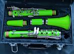 Klarinet Groen met koffer., Muziek en Instrumenten, Blaasinstrumenten | Klarinetten, Overige typen, Kunststof, Zo goed als nieuw