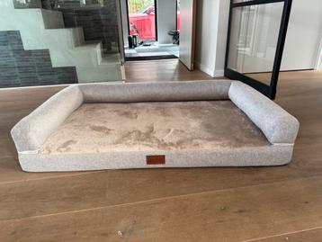 Hondenmand  120x70 beschikbaar voor biedingen