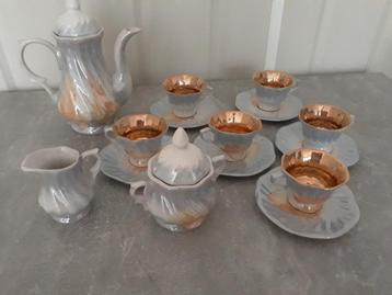15 delige koffie of thee set beschikbaar voor biedingen