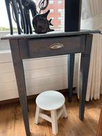 Hoog sidetable blauw hout met lade, Huis en Inrichting, Tafels | Bijzettafels, Ophalen, Zo goed als nieuw, Rechthoekig