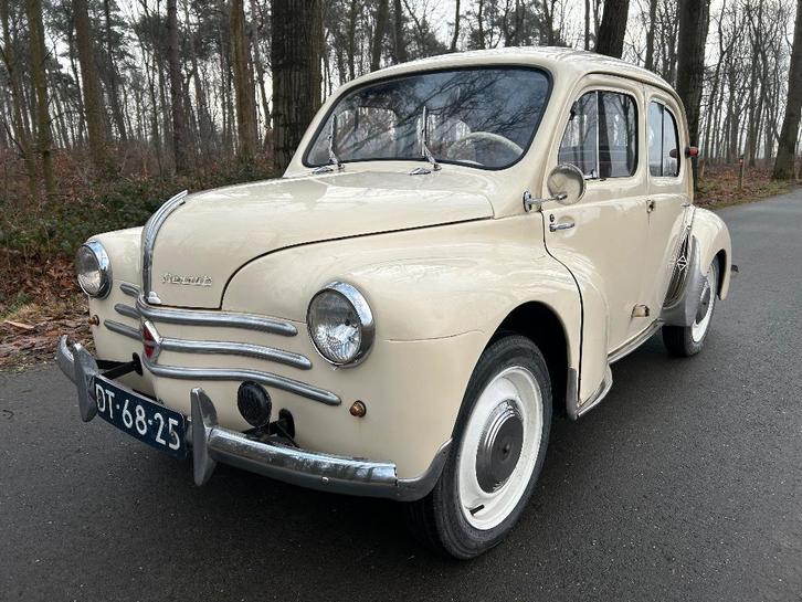 Raunault 4CV R1062 uit 1960, Auto's, Oldtimers, Bedrijf, Renault, Benzine, Sedan, Handgeschakeld, Wit, Ophalen