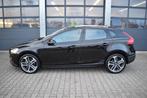 VOLVO V40 Cross Country 1.5 T3 152pk Geartronic Nordic+, Auto's, Volvo, 65 €/maand, Stof, 700 kg, Zwart