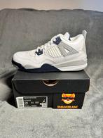 Jordan 4 Retro (PS) midnight navy - Maat 34, Ophalen of Verzenden, Zo goed als nieuw, Jongen of Meisje, Sportschoenen