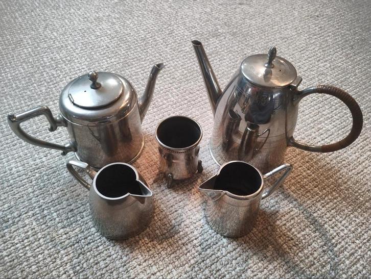 Koffie-/Theeservies delen, tin, Antiek en Kunst, Antiek | Servies los, Ophalen of Verzenden