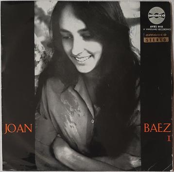 1 - Joan Baez beschikbaar voor biedingen