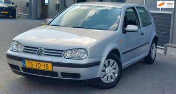 Volkswagen Golf 1.4-16V Trendline beschikbaar voor biedingen