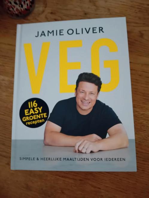 Jamie Oliver - Jamie's VEG, Boeken, Kookboeken, Zo goed als nieuw, Vegetarisch, Verzenden