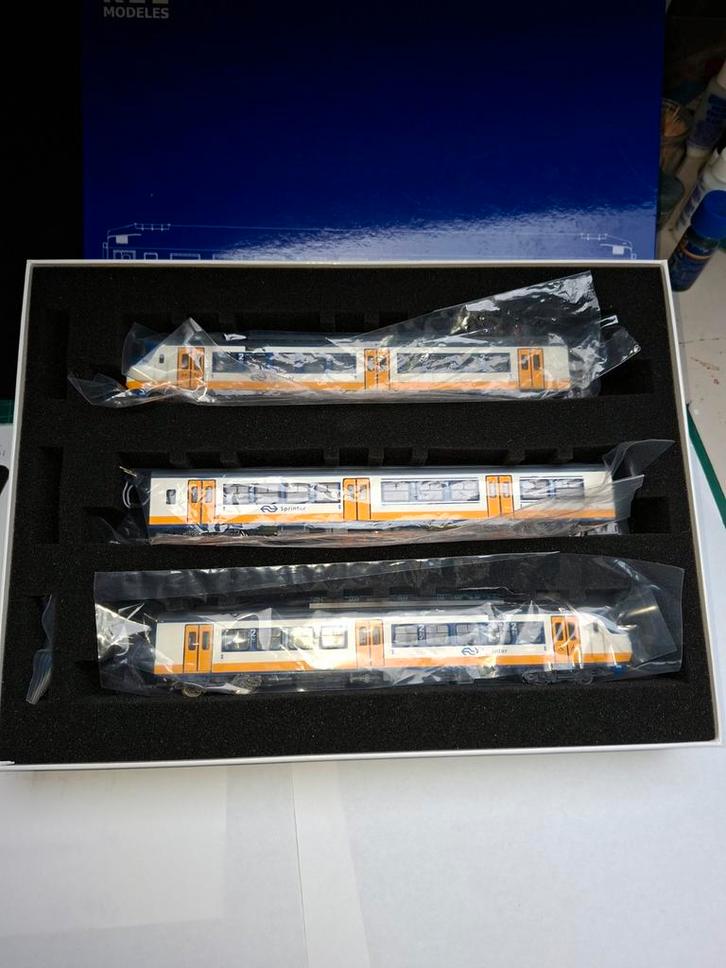 Drie-delige NS Vlaflip Sprinter, nr NS 2962, Hobby en Vrije tijd, Modeltreinen | H0, Zo goed als nieuw, Treinset, Gelijkstroom