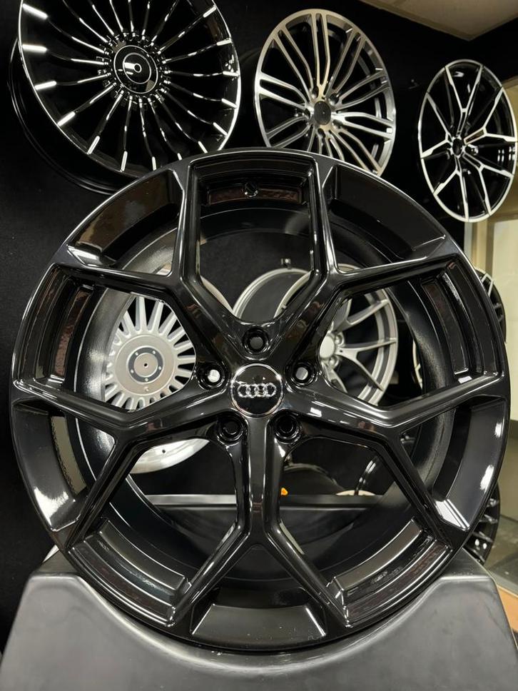 19 inch velgen voor Audi RS PERF look 5x112 A3 A4 A6 Q2 Golf, Auto-onderdelen, Banden en Velgen, Velg(en), 19 inch, Personenwagen