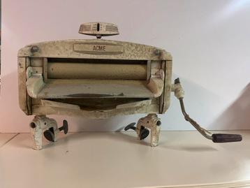 Vintage ACME Wringer Wasmachine beschikbaar voor biedingen