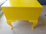 Geel bijzettafeltje / nachtkastje Ikea, Huis en Inrichting, Slaapkamer | Nachtkastjes, Minder dan 45 cm, Gebruikt, Minder dan 55 cm