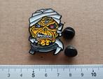Iron Maiden vrij mooie Powerslave mummy pin badge speld 13, Verzenden, Nieuw, Overige typen
