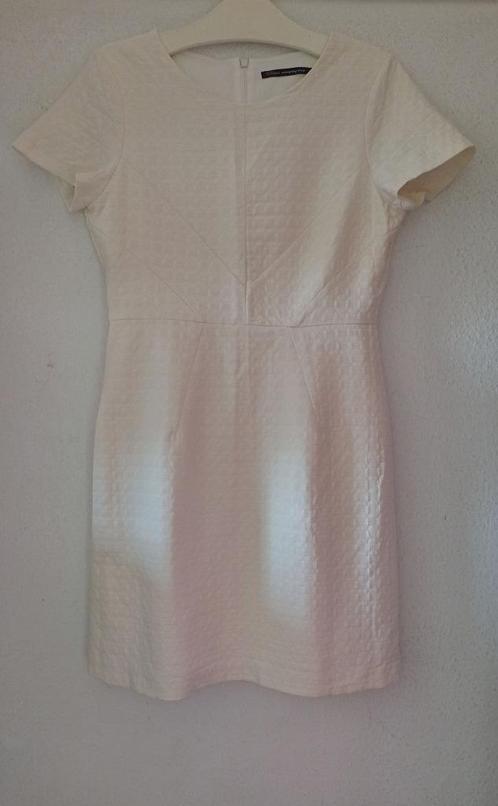 Steps jurk offwhite 40 / M, Kleding | Dames, Jurken, Zo goed als nieuw, Maat 38/40 (M), Wit, Boven de knie, Ophalen of Verzenden
