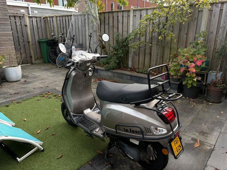 La Souris Sourini 2023-1800km, Fietsen en Brommers, Snorfietsen en Snorscooters, Zo goed als nieuw, Overige merken, Benzine, Ophalen