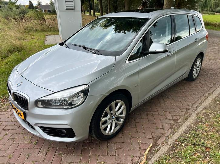 BMW 2-Serie Gran Tourer 1.5 218I AUT 2016 Grijs, Auto's, BMW, Particulier, 2-Serie Gran Tourer, ABS, Airbags, Airconditioning