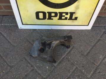 Motorsteun Opel Corsa B / Tigra A 90448177  beschikbaar voor biedingen