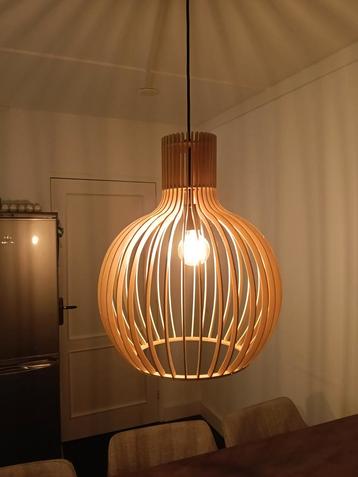 Hanglamp beschikbaar voor biedingen