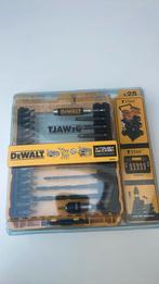 Bit/boorset dewalt helemaal nieuw, Doe-het-zelf en Verbouw, Gereedschap | Boormachines, Ophalen of Verzenden, Nieuw, 600 watt of meer