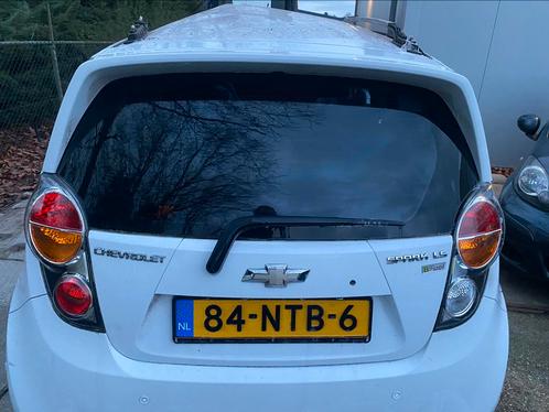 Chevrolet spark 1.0 16v Bj 2010 achterklep wit achterbumper, Auto-onderdelen, Carrosserie en Plaatwerk, Bumper, Chevrolet, Voor