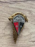Militaire borsthanger/speld, Verzamelen, Ophalen of Verzenden, Landmacht, Overige gebieden, Embleem of Badge
