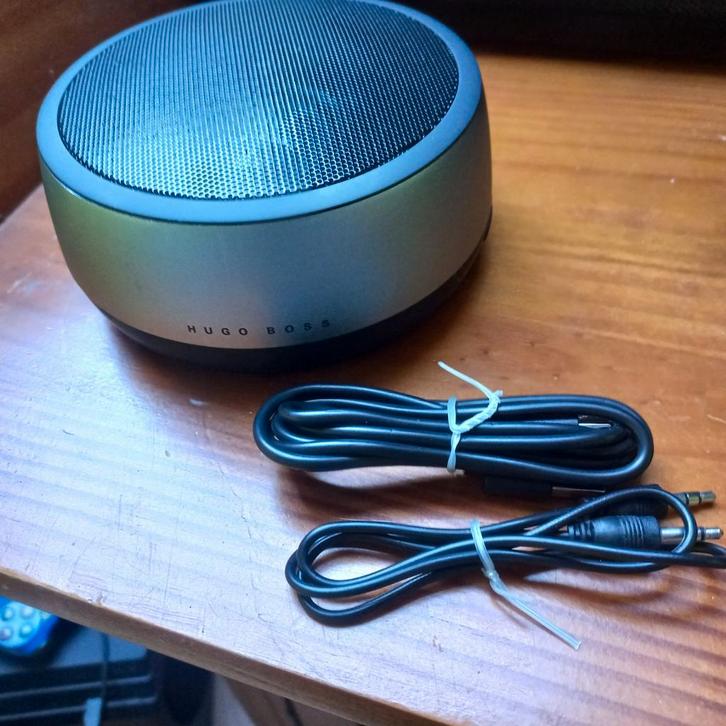 Hugo Boss Speaker Gear Luxe - Nieuwstaat!, Audio, Tv en Foto, Luidsprekers, Zo goed als nieuw, Overige typen, Minder dan 60 watt