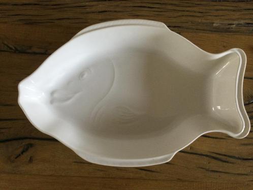 Ovenschaal vis vormig, Huis en Inrichting, Keuken | Servies, Zo goed als nieuw, Schaal of Schalen, Overige stijlen, Keramiek, Ophalen of Verzenden