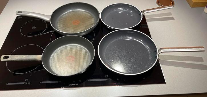 Koekenpannen Set, Huis en Inrichting, Keuken | Potten en Pannen, Gebruikt, Rvs, Inductieplaat, Ophalen of Verzenden