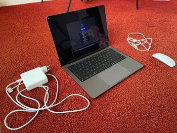 Macbook Pro (14-inch, 2021) M1 Pro, 32 GB + Final Cut Pro beschikbaar voor biedingen