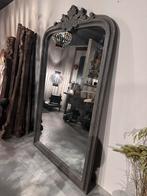 Schitterende xxl kuifspiegel, Ophalen