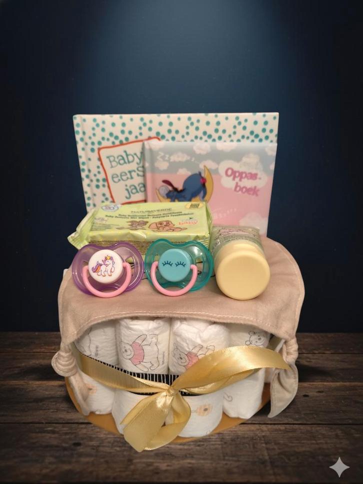 Prachtige Disney Luiertaart - Winnie the Pooh & Dombo - Kraa, Kinderen en Baby's, Kraamcadeaus en Geboorteborden, Nieuw, Ophalen of Verzenden