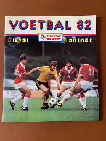 Panini voetbal'82 compleet beschikbaar voor biedingen