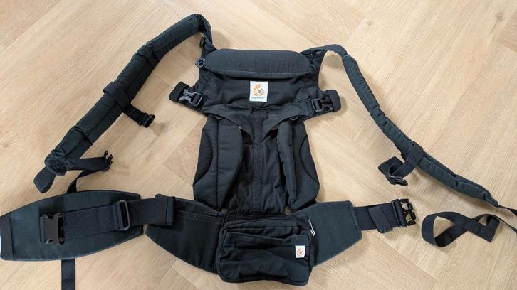 Ergobaby omni 360 all-in-one draagzak met doos+handleiding, Kinderen en Baby's, Babydragers en Draagdoeken, Zo goed als nieuw