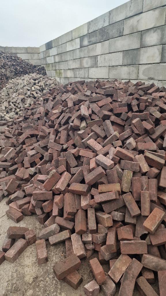 AANBIEDING VERSCHILLENDE SOORTEN OUDE GEBAKKEN 7 DUIMERS, Tuin en Terras, Tegels en Klinkers, Gebruikt, Klinkers, Overige materialen