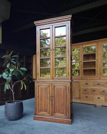 Hoge Smalle Buffetkast | Vitrinekast | Eichholtz #2265 beschikbaar voor biedingen