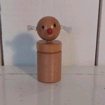 Hout potje in de vorm van een clown.decoratie kinderkamer  beschikbaar voor biedingen